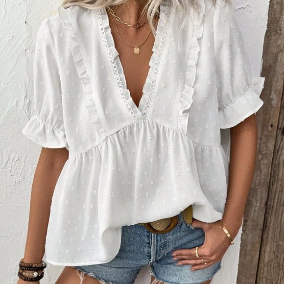 White Cute Women's V-Neck Puff Sleeve Blouse - Picture 1 of 7